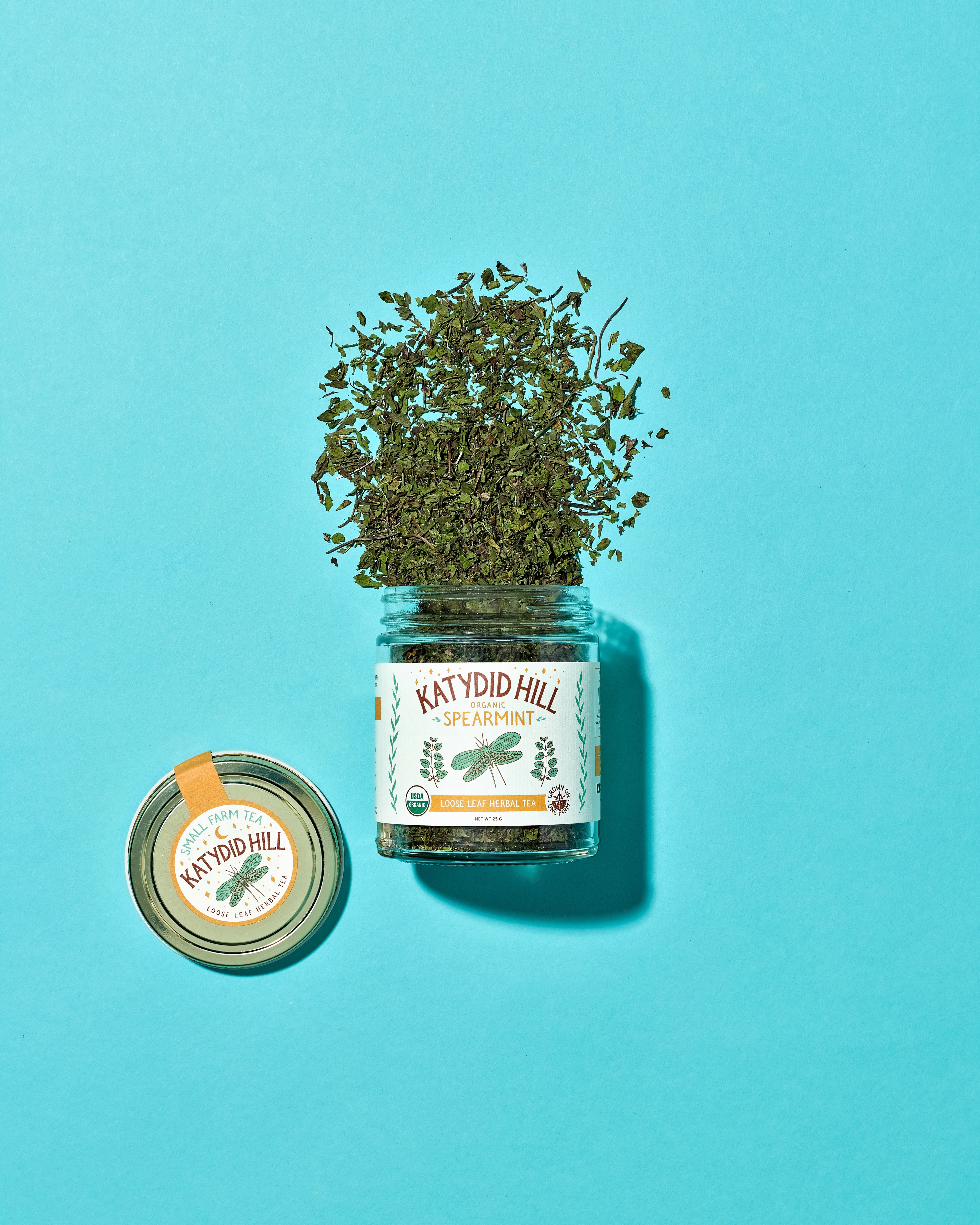 Organic loose leaf spearmint tea with notes of sweet and crisp mint